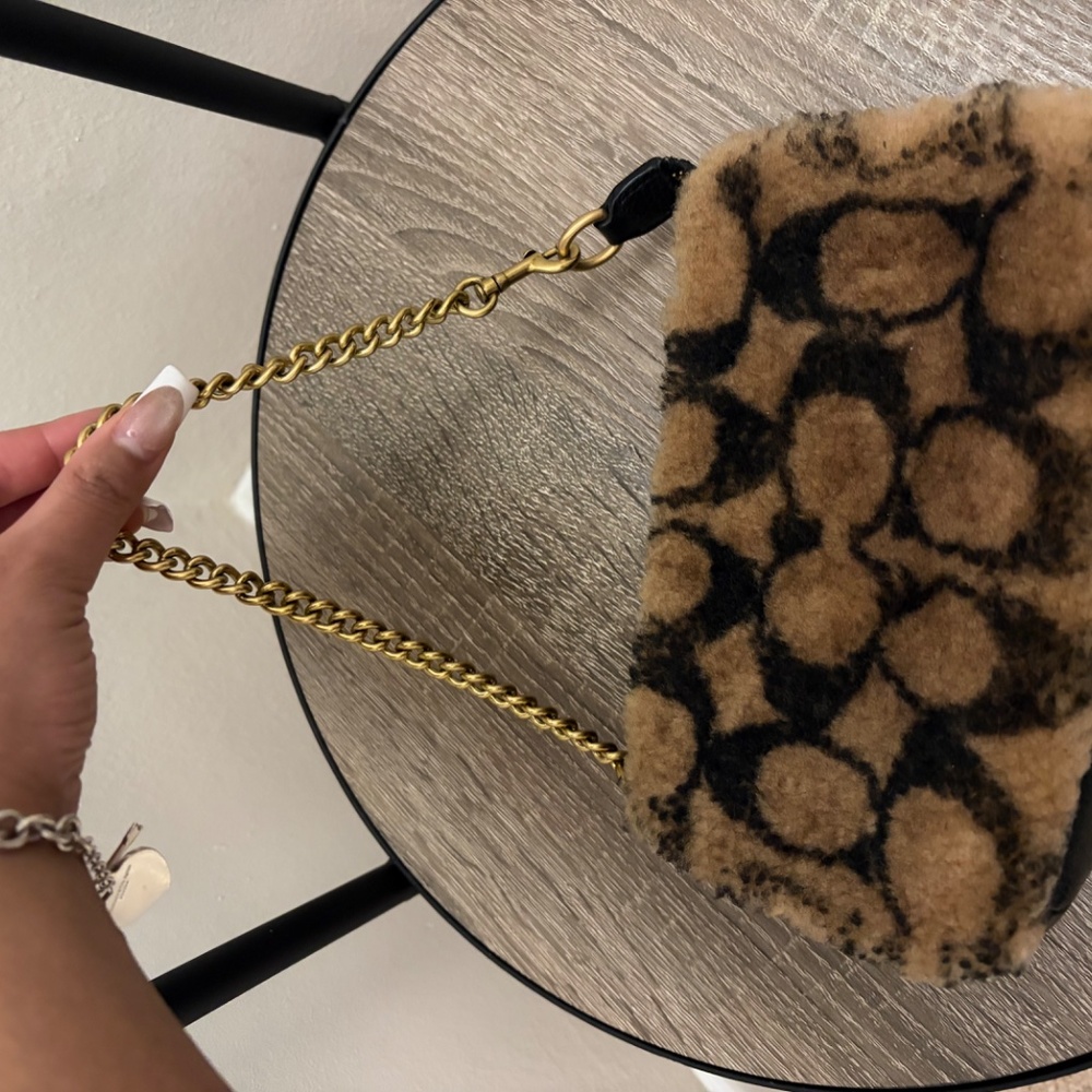 Coach X Jennifer Lopez Nolita 19 In Signature Shearling - Picture 2 of 7